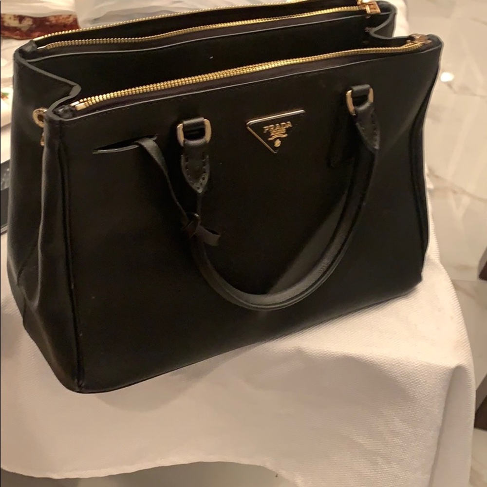 Prada Bag - Picture 6 of 8